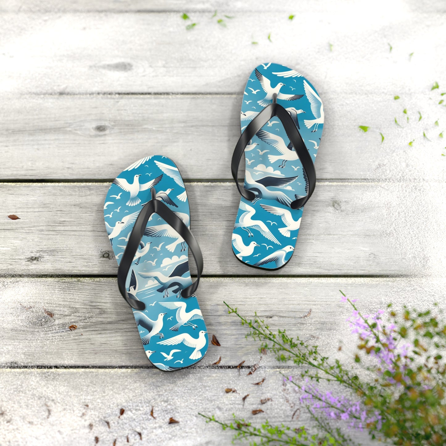 Seaside Breeze Seagull Flip Flops - Airy and Playful Coastal Footwear
