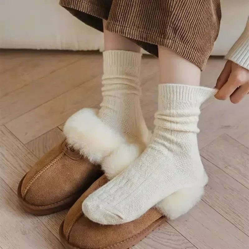 Winter Women's Socks Cashmere Wool Thickened Warm Middle Tube Socks Japanese Fashion Harajuku Solid Color Soft Warm Sleep Sock