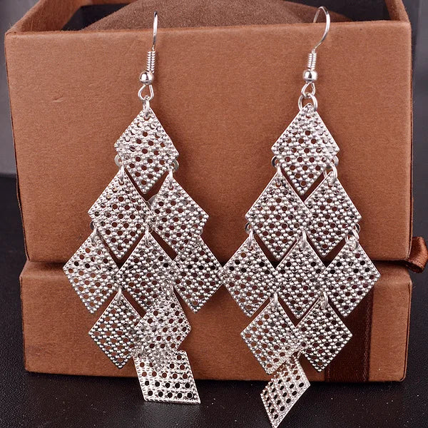 Baroque Vintage Leaf Drop Long Earrings Willow Fringed Tassel Gold Color Earrings for woman Fashion Pendientes Mujer Jewelry