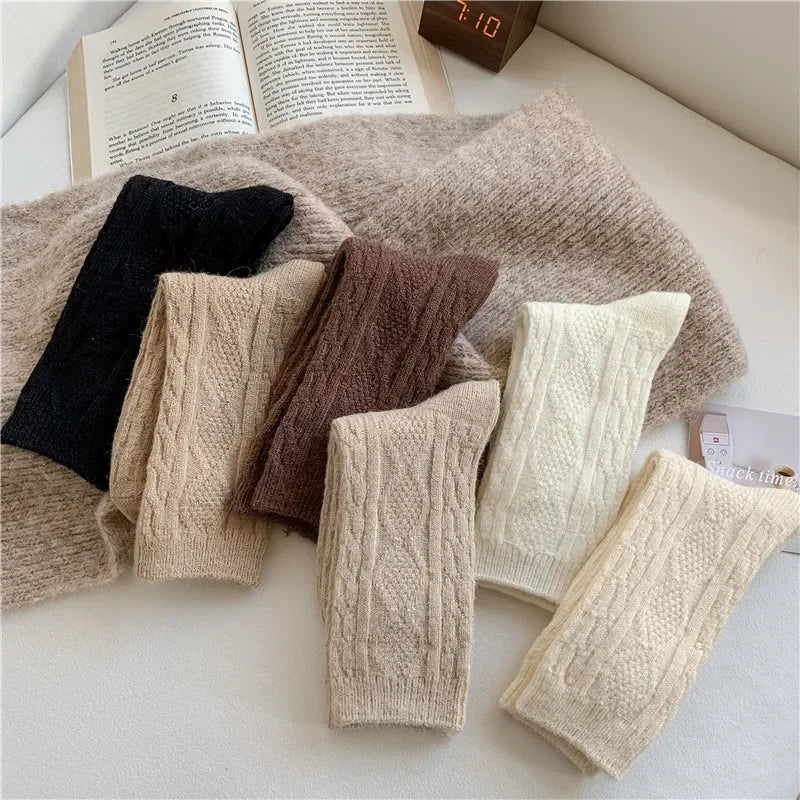 Winter Women's Socks Cashmere Wool Thickened Warm Middle Tube Socks Japanese Fashion Harajuku Solid Color Soft Warm Sleep Sock