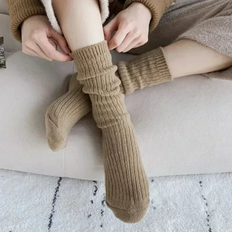 Warm Autumn Cashmere Thick Wool White Socks Women Winter Thicken Warm Harajuku Socks Cute Thermal Japanese Fashion Solid Color