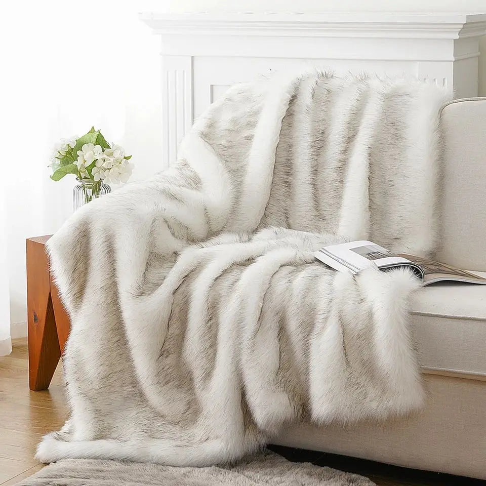 Battilo Faux Fur Blanket for Bed Sofa Luxury Decor Blanke Soft Fuzzy Plaid Fox Fur Blankets Winter Warm Cozy Throw Blanket