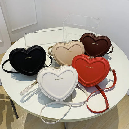 Unique Exclusive Exclusive Hot Sale Heart Shape Crossbody Bags For Wom