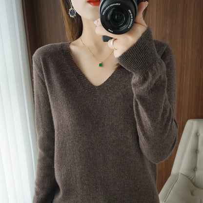 Women's Autumn And Winter New Women's Warm V-neck Pullover Sweater Korean Fashion Long-sleeved Loose Thin Solid Color Top