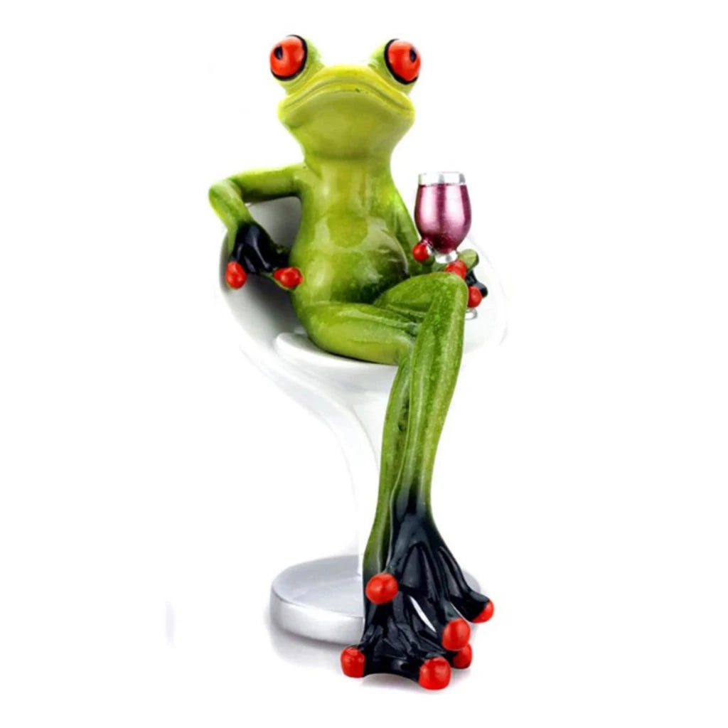 Resin Frog Figurine Figure Decorative Animal Statue Desktop Decoration Ornament for Home Office Decor Collectible Xmas Gift